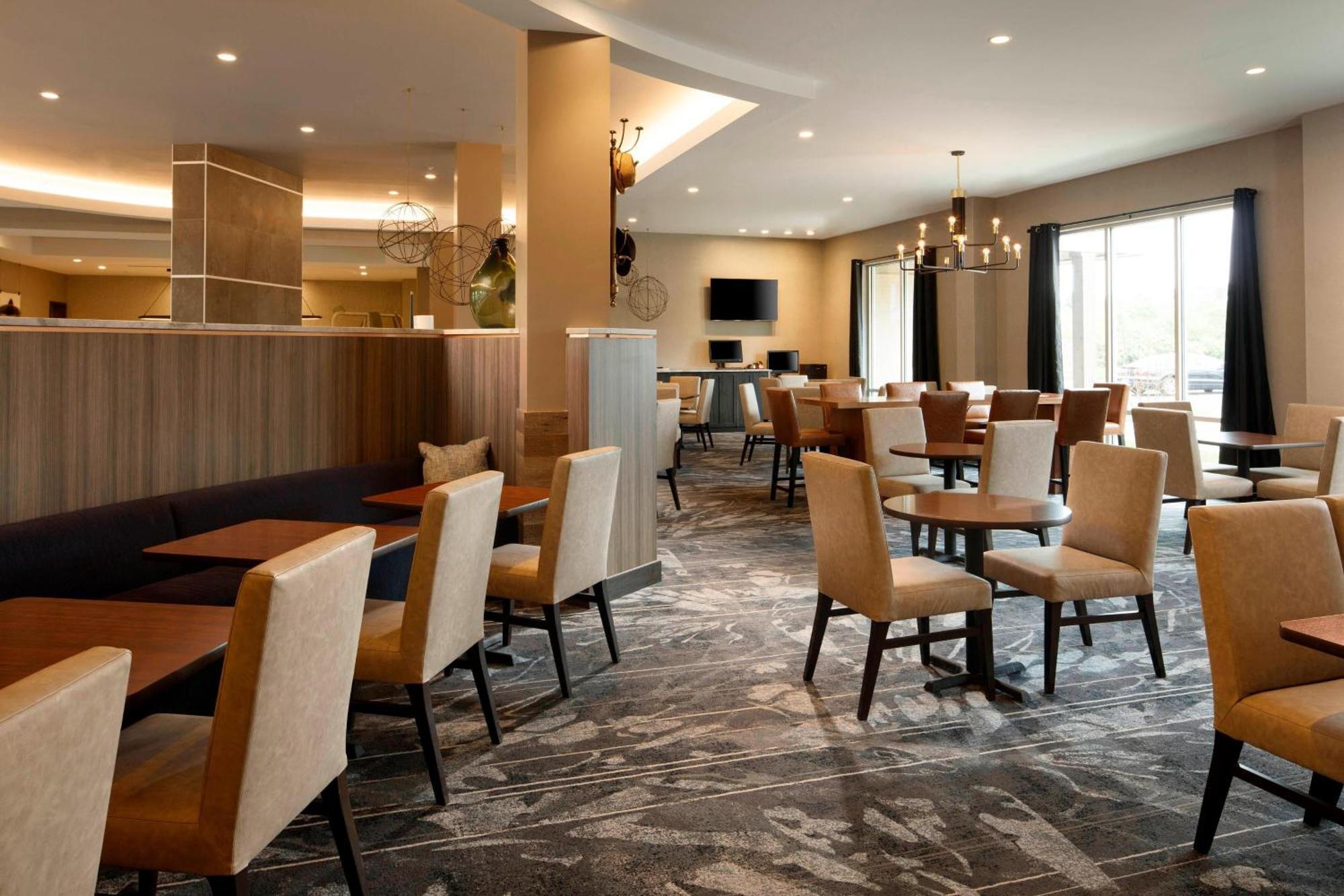 Fairfield Inn & Suites By Marriott Louisville Northeast Exteriér fotografie