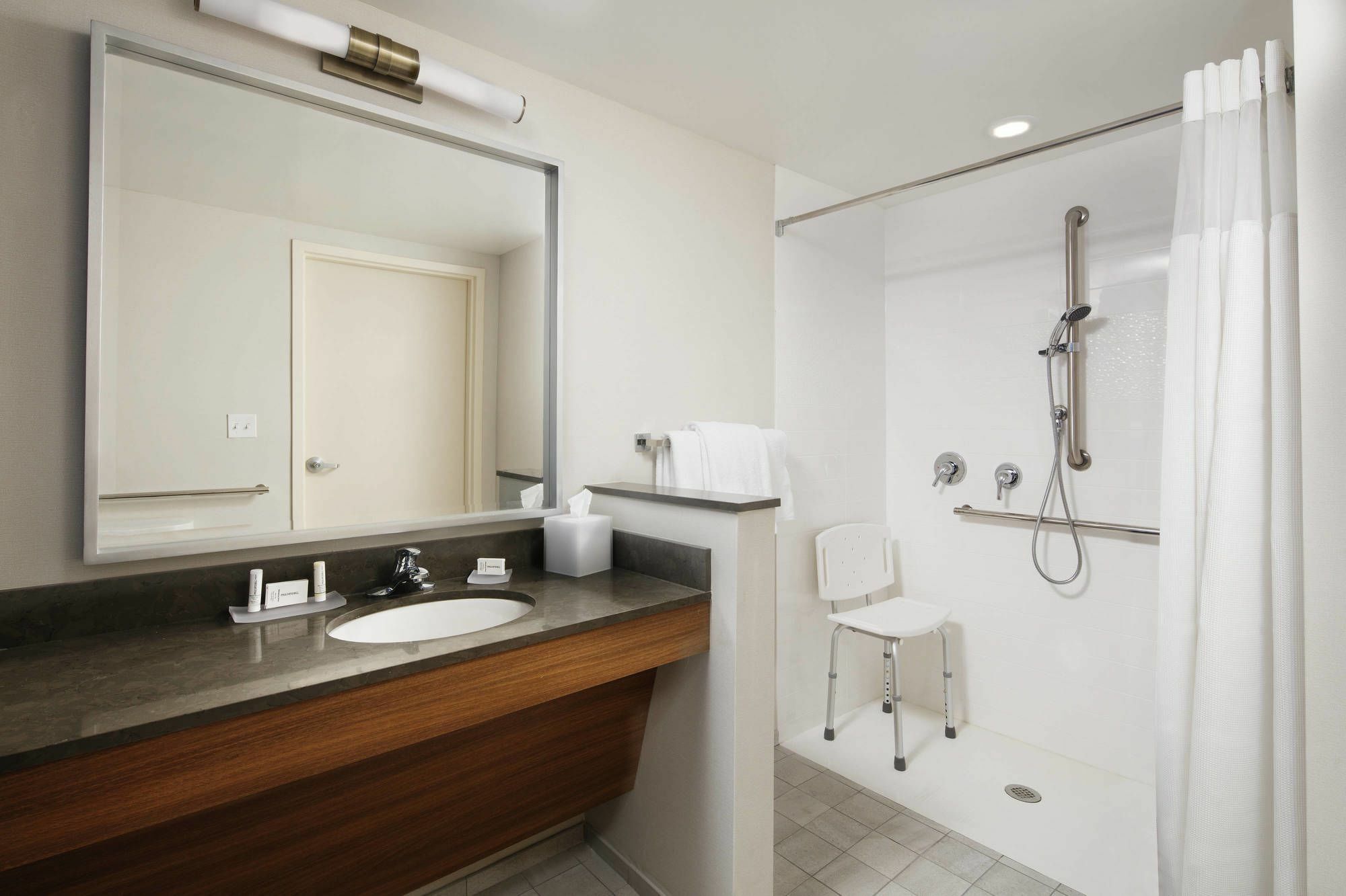Fairfield Inn & Suites By Marriott Louisville Northeast Exteriér fotografie